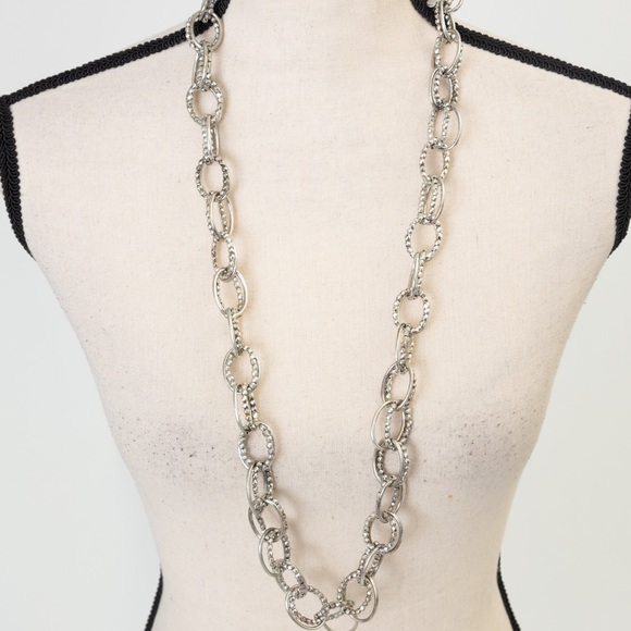 Silver tone longer chain length style necklace toggle closure Lauren Conrad - Picture 9 of 13